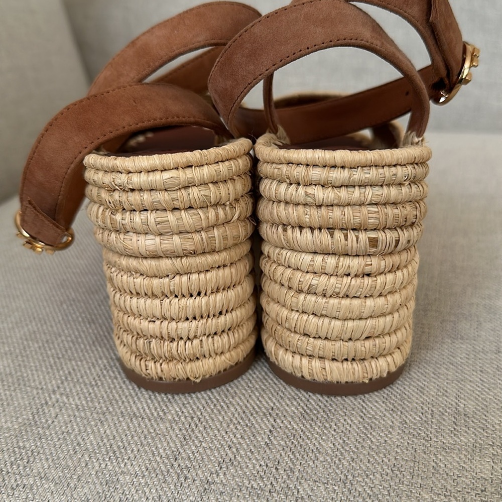 Tory Burch size 8.5 women’s platform / wedge sandal heels EUC - Picture 6 of 9